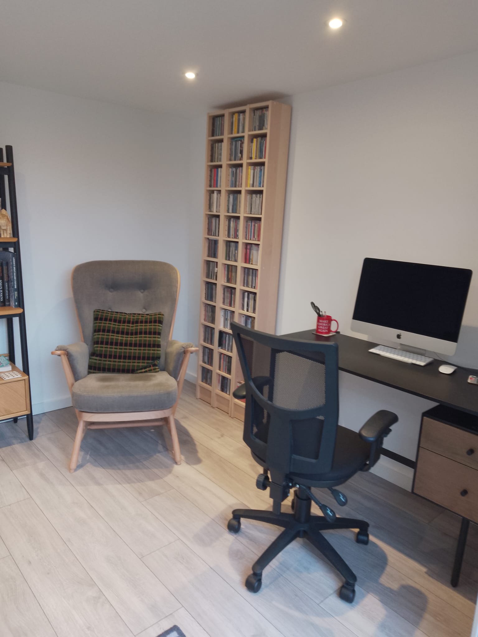 Garden office interior